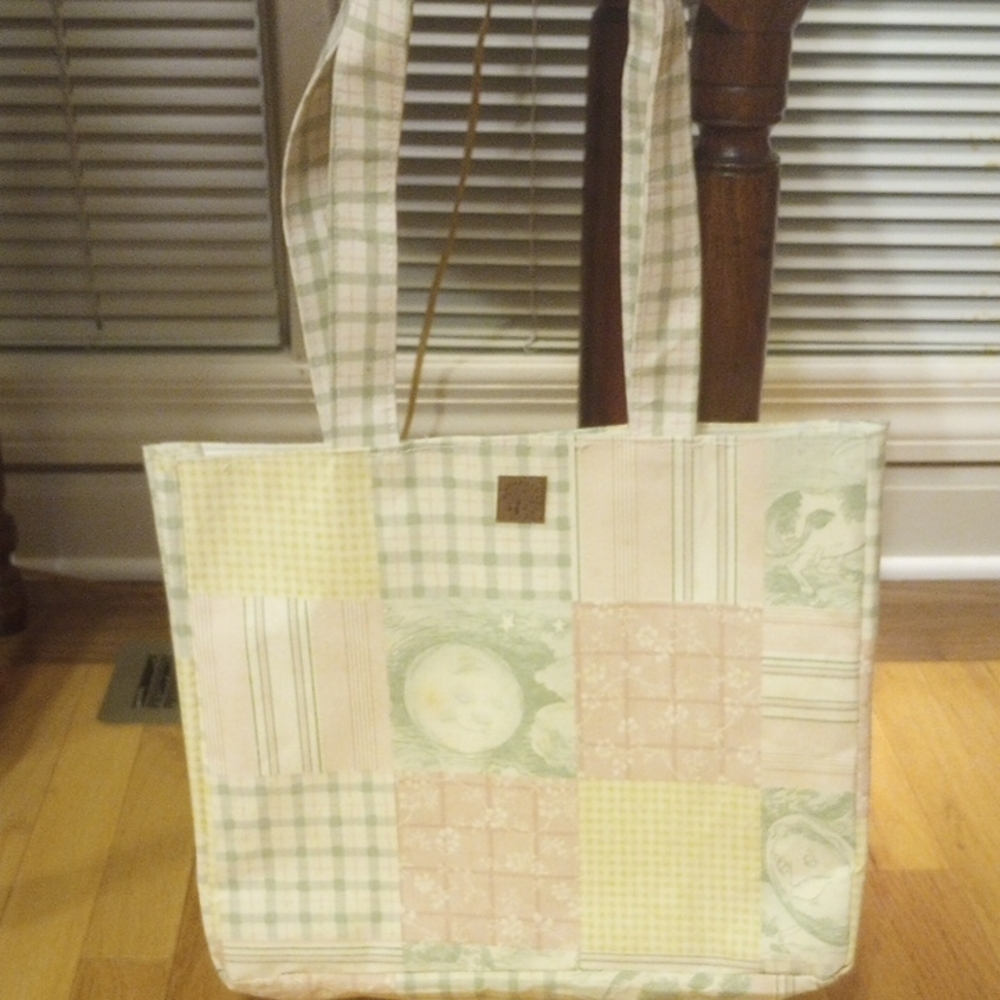 Patchwork Medium Tote Bag - Pastel Green and Pink - Picture 2 of 4